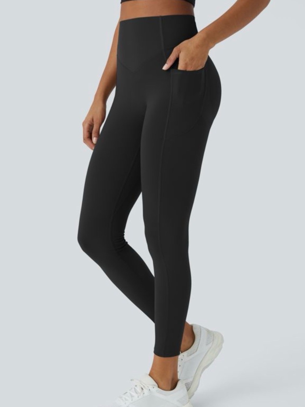 Halara High Waisted Scrunch Butt Lifting Tummy Control Pocket Legging